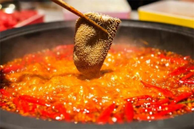 小草屋涮毛肚火鍋